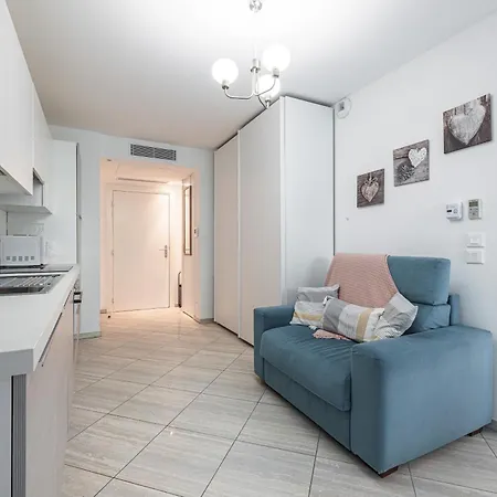 Centre Terrasse Climatisation 50m *