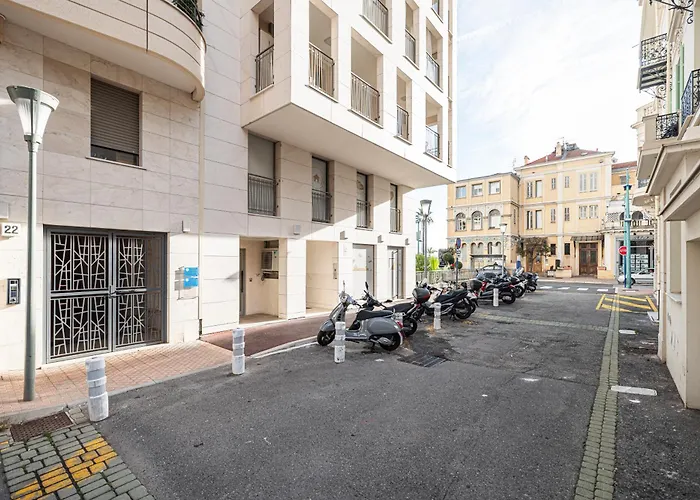 דירה Chez Lili Centre Terrasse Clim 50m