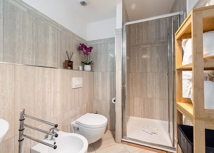 Centre Terrasse Climatisation 50m *