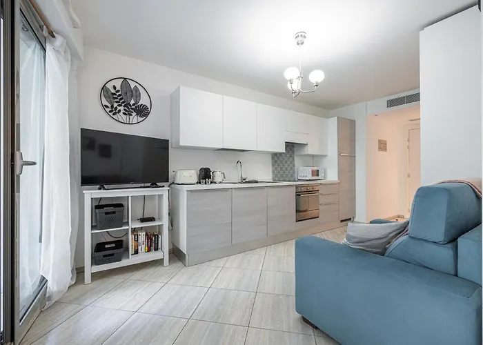 Lägenhet Centre Terrasse Climatisation 50m Menton