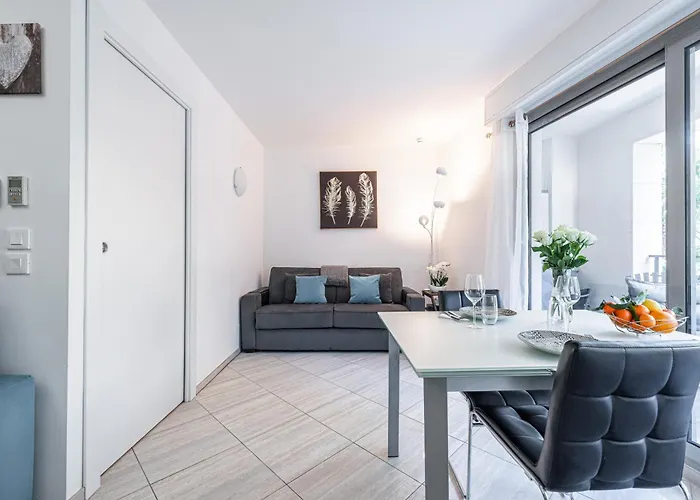 Centre Terrasse Climatisation 50m